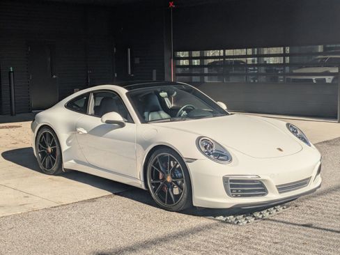 Used 2017 Porsche 911 Carrera S image 7