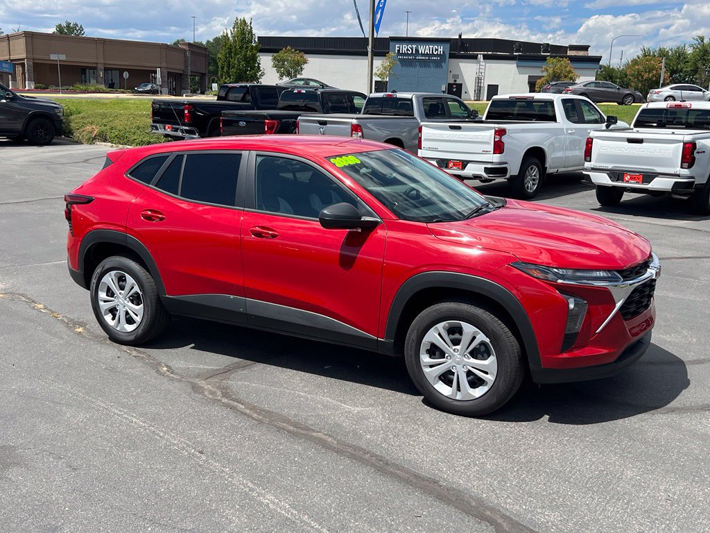 Certified 2026 Chevrolet Trax LS FWD image 9