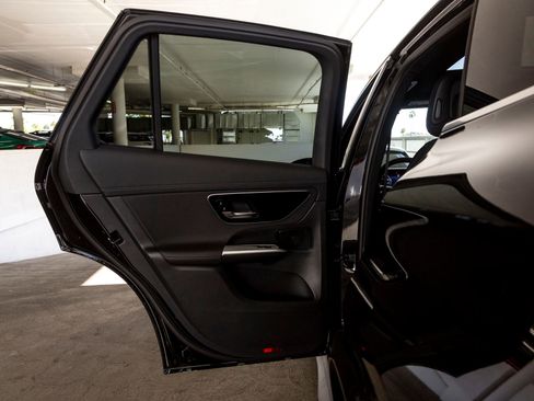Used 2026 Mercedes-Benz GLC 300 image 20