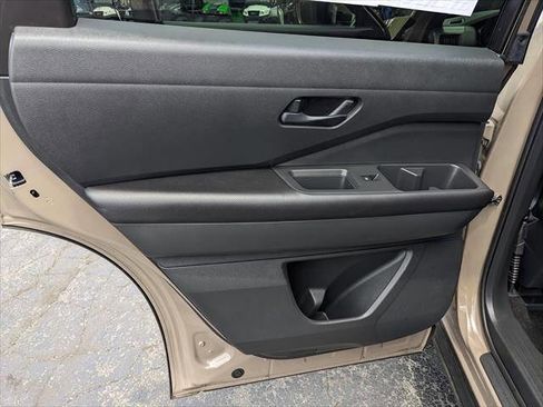Used 2024 Nissan Pathfinder Rock Creek AWD/4WD image 15