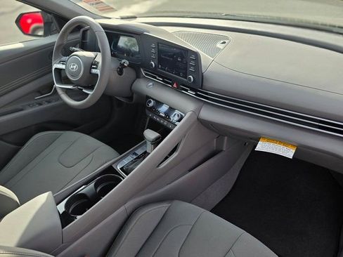 New 2026 Hyundai Elantra SEL Sport image 9