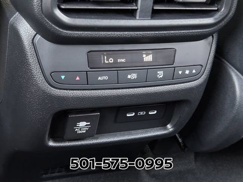 Used 2025 Honda Pilot TrailSport image 15