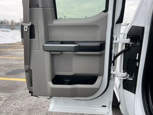 Used 2017 Ford F250 XLT w/ FX4 Off-Road Package image 17