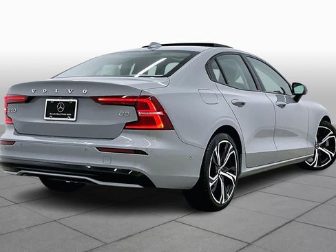 Used 2024 Volvo S60 B5 Plus image 13