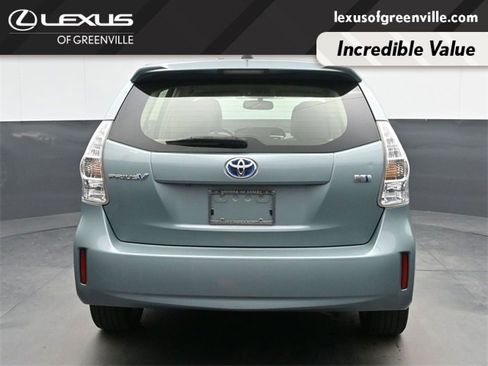 Used 2014 Toyota Prius V Five image 7