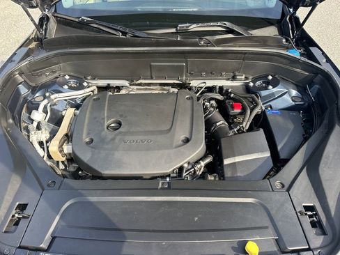 Used 2024 Volvo XC90 B6 Plus w/ Protection Package Premier image 38