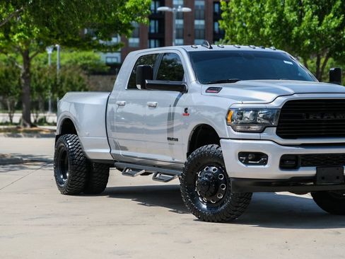 Used 2020 RAM 3500 Lone Star w/ Level 2 Equipment Group image 2