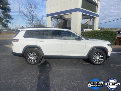 Used 2024 Jeep Grand Cherokee L Limited image 5