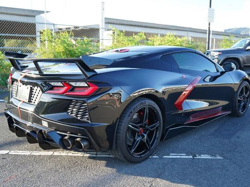 Used 2020 Chevrolet Corvette Stingray Premium Cpe w/ 3LT Preferred Equipment Group RWD image 27