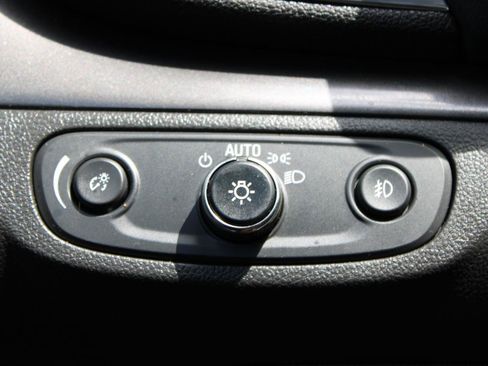 Used 2019 Buick Encore Sport Touring FWD image 26