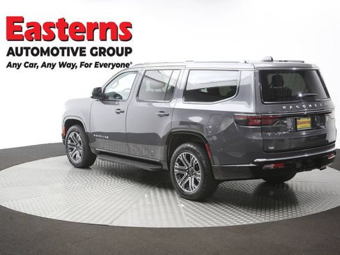 Used 2024 Jeep Wagoneer Series II AWD/4WD image 67