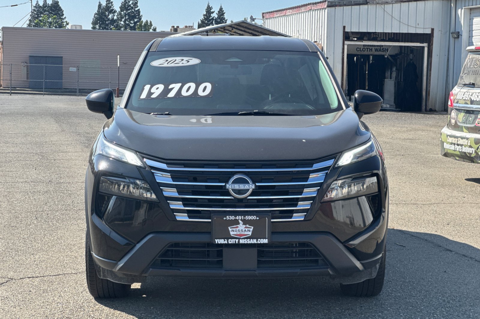 Certified 2025 Nissan Rogue SV AWD/4WD image 11
