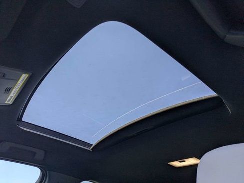 Used 2024 Lexus UX 250h FWD image 21