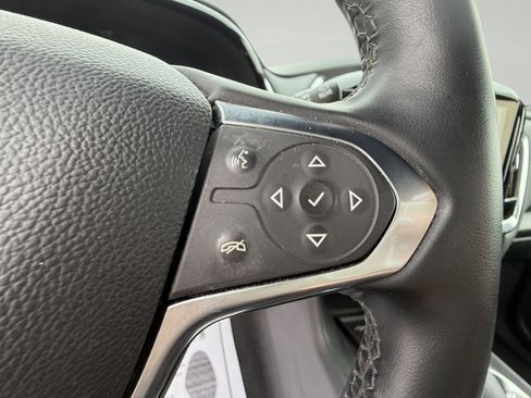 Used 2023 Chevrolet Traverse LT image 22