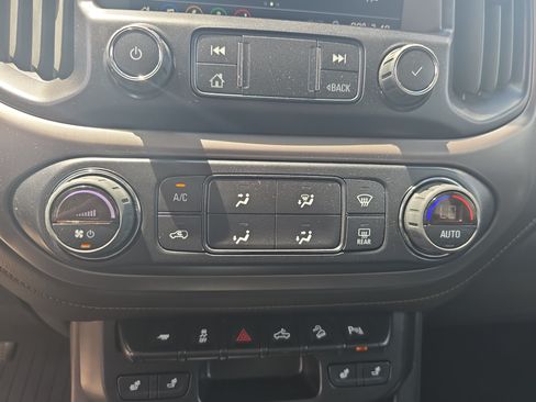 Used 2022 GMC Canyon AT4 w/ Trailering Package AWD/4WD image 20