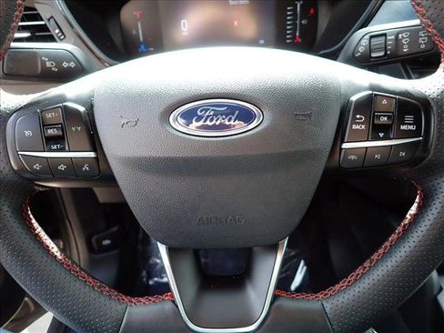 Certified 2024 Ford Escape ST-Line image 17