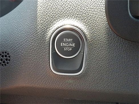 Used 2025 Mercedes-Benz Sprinter 2500 image 19