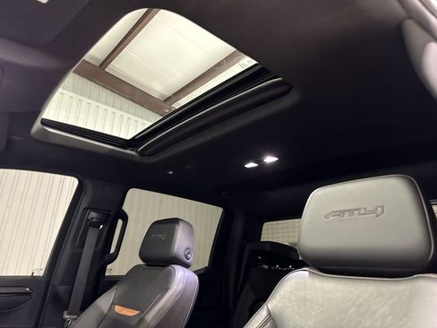 Used 2023 GMC Sierra 1500 AT4 w/ AT4 Premium Package image 19
