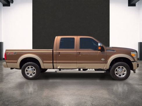 Used 2012 Ford F250 King Ranch w/ King Ranch w/Chrome Pkg AWD/4WD image 5