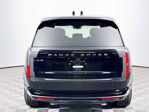 New 2025 Land Rover Range Rover SE image 6