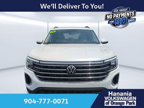 Used 2026 Volkswagen Atlas SE FWD image 8