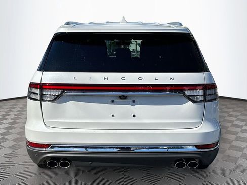 Used 2023 Lincoln Aviator 2WD image 7