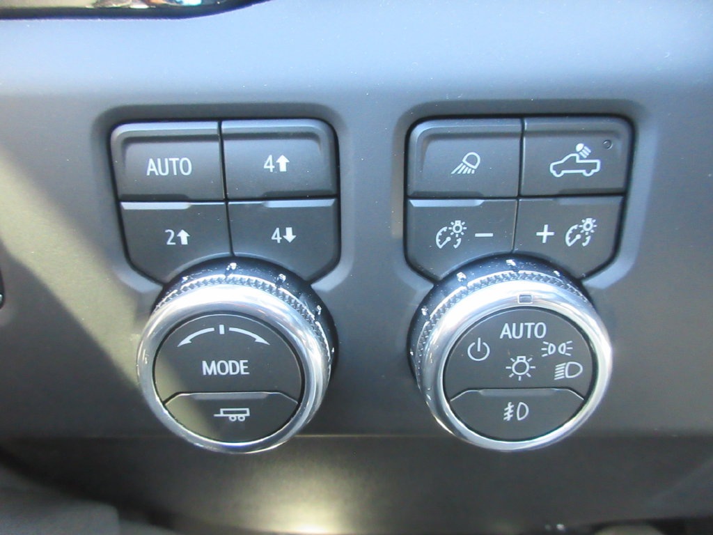 New 2026 GMC Sierra 1500 AT4 w/ AT4 Premium Package AWD/4WD image 18