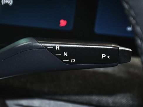 Used 2024 Lucid Air Grand Touring image 34