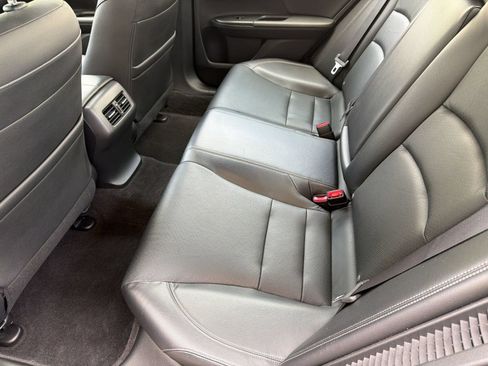 Used 2017 Honda Accord EX-L image 22