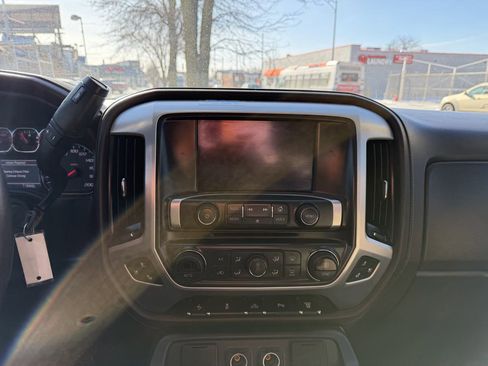 Used 2019 GMC Sierra 3500 SLT image 34