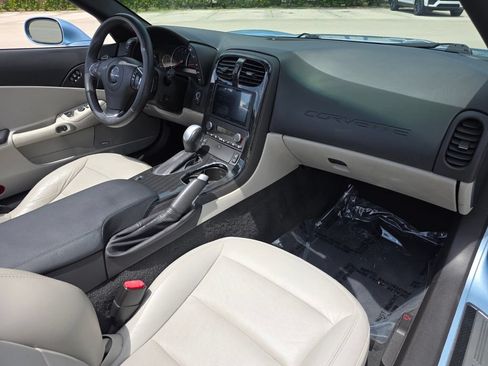 Used 2012 Chevrolet Corvette Grand Sport w/ 3LT Preferred Equipment Group RWD image 18