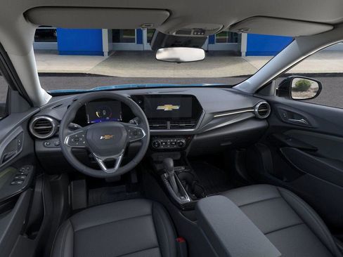 New 2025 Chevrolet Trax ACTIV w/ Driver Confidence Package image 16