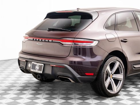 Certified 2023 Porsche Macan image 36