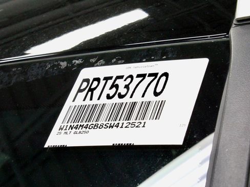 Used 2025 Mercedes-Benz GLB 250 GLB 250 image 32