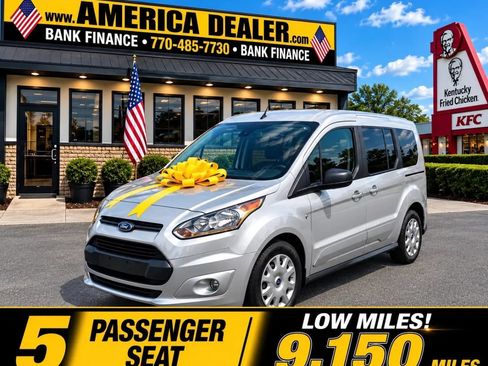 Used 2017 Ford Transit Connect XLT FWD image 1