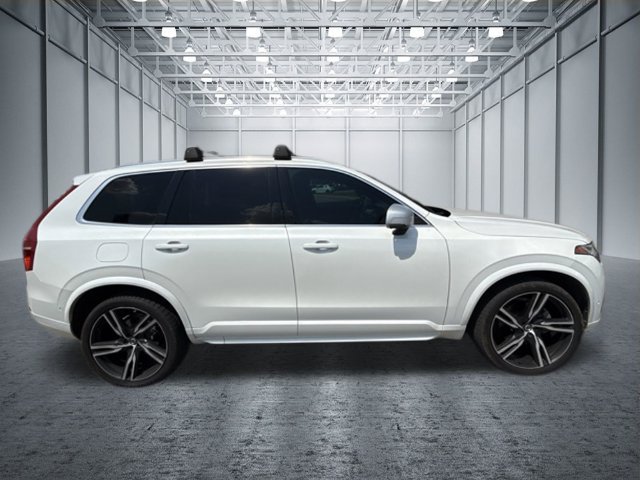 Used 2017 Volvo XC90 T6 R-Design w/ Vision Package AWD/4WD image 3