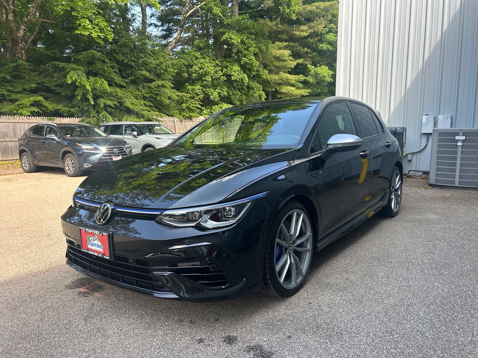 Used 2024 Volkswagen Golf R AWD/4WD image 8