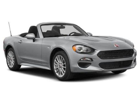 Used 2018 FIAT 124 Spider Classica w/ Technology & Siriusxm Group image 9
