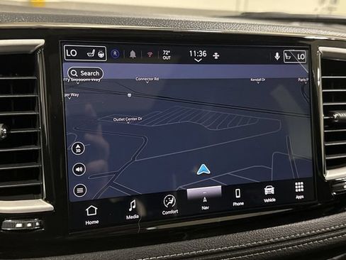 New 2027 Chrysler Pacifica Limited w/ S Appearance Package AWD/4WD image 15