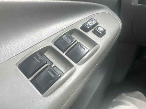 Used 2005 Toyota Tacoma 4x4 Double Cab image 23