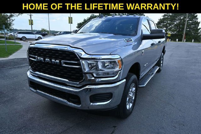 Used 2022 RAM 2500 Big Horn AWD/4WD image 38