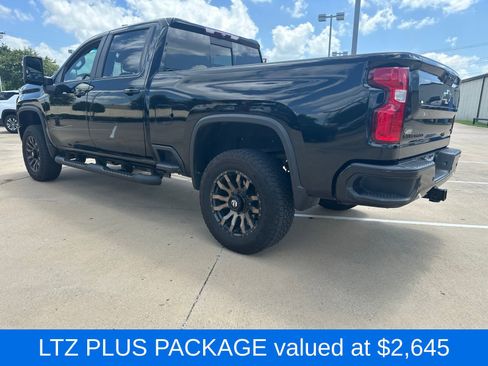 Used 2022 Chevrolet Silverado 2500 LTZ w/ LTZ Plus Package AWD/4WD image 4