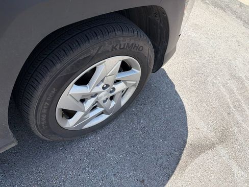 Certified 2025 Hyundai Kona SE FWD image 22