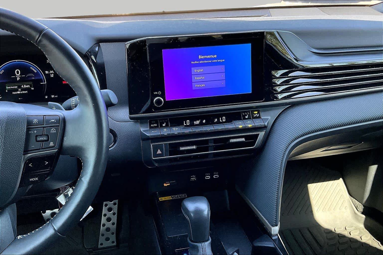 Certified 2025 Toyota Camry SE w/ Convenience Package FWD image 6