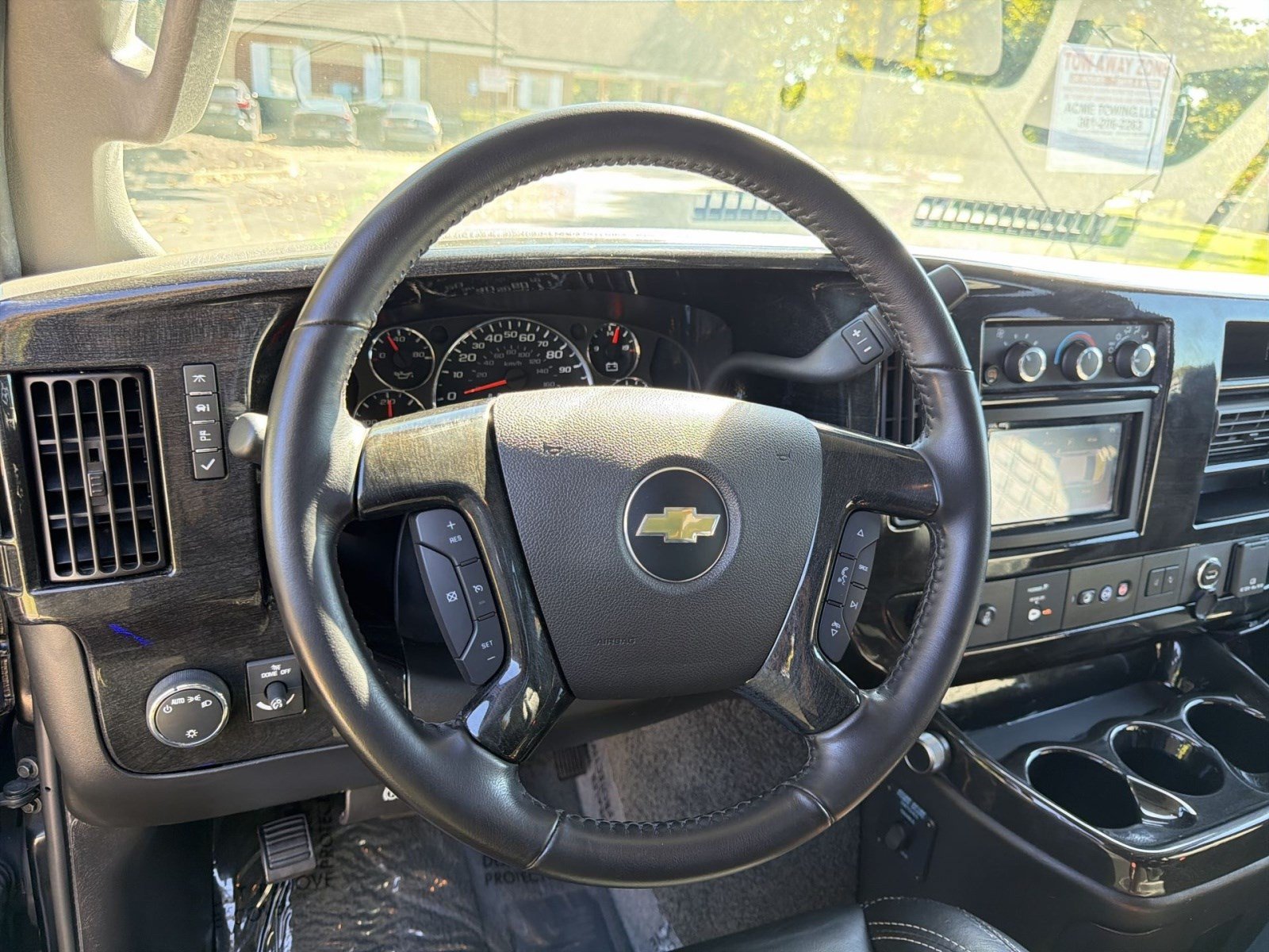 Used 2020 Chevrolet Express 2500 Extended w/ Enhanced Convenience Package RWD image 15