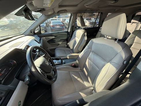Used 2020 Honda Pilot Elite image 5