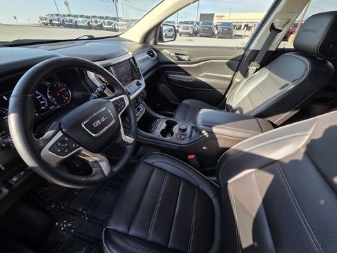 Used 2023 GMC Acadia Denali w/ Trailering Package image 10