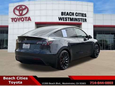 Used 2024 Tesla Model Y Performance AWD/4WD image 12