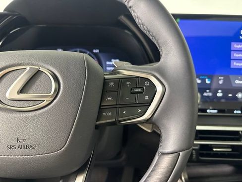 Used 2026 Lexus RX 350 Premium w/ Convenience Package FWD image 25