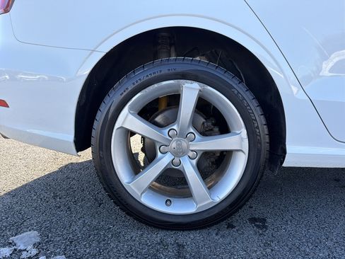 Used 2016 Audi A3 2.0T Premium image 33